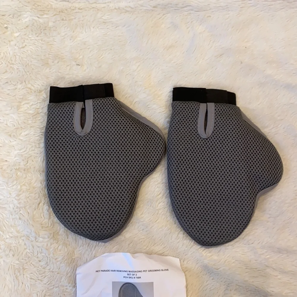 Pet parade hair removing massage pet  grooming Gloves NEW - Picture 3 of 6